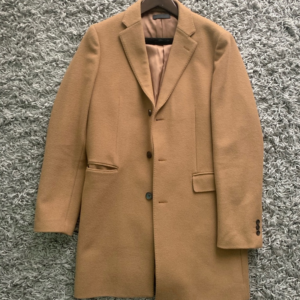 Uniqlo camel top coat